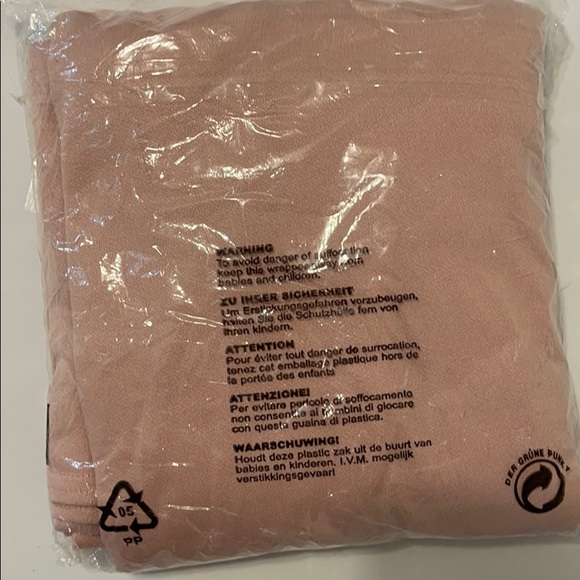 Boohoo Duster Set - Picture 6 of 6